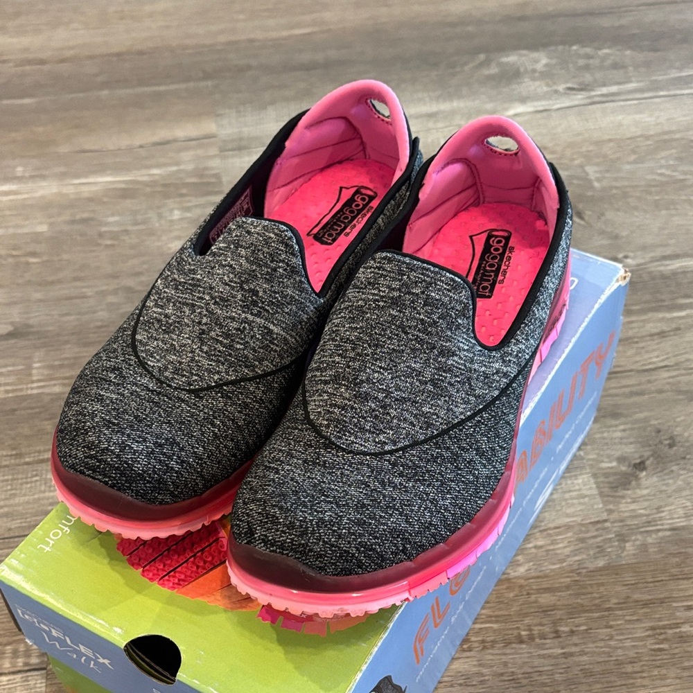 Skechers Black and Pink Slip-On Sneakers